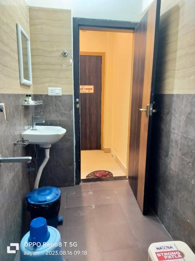 Hotel Jaysha Гувахати Екстериор снимка