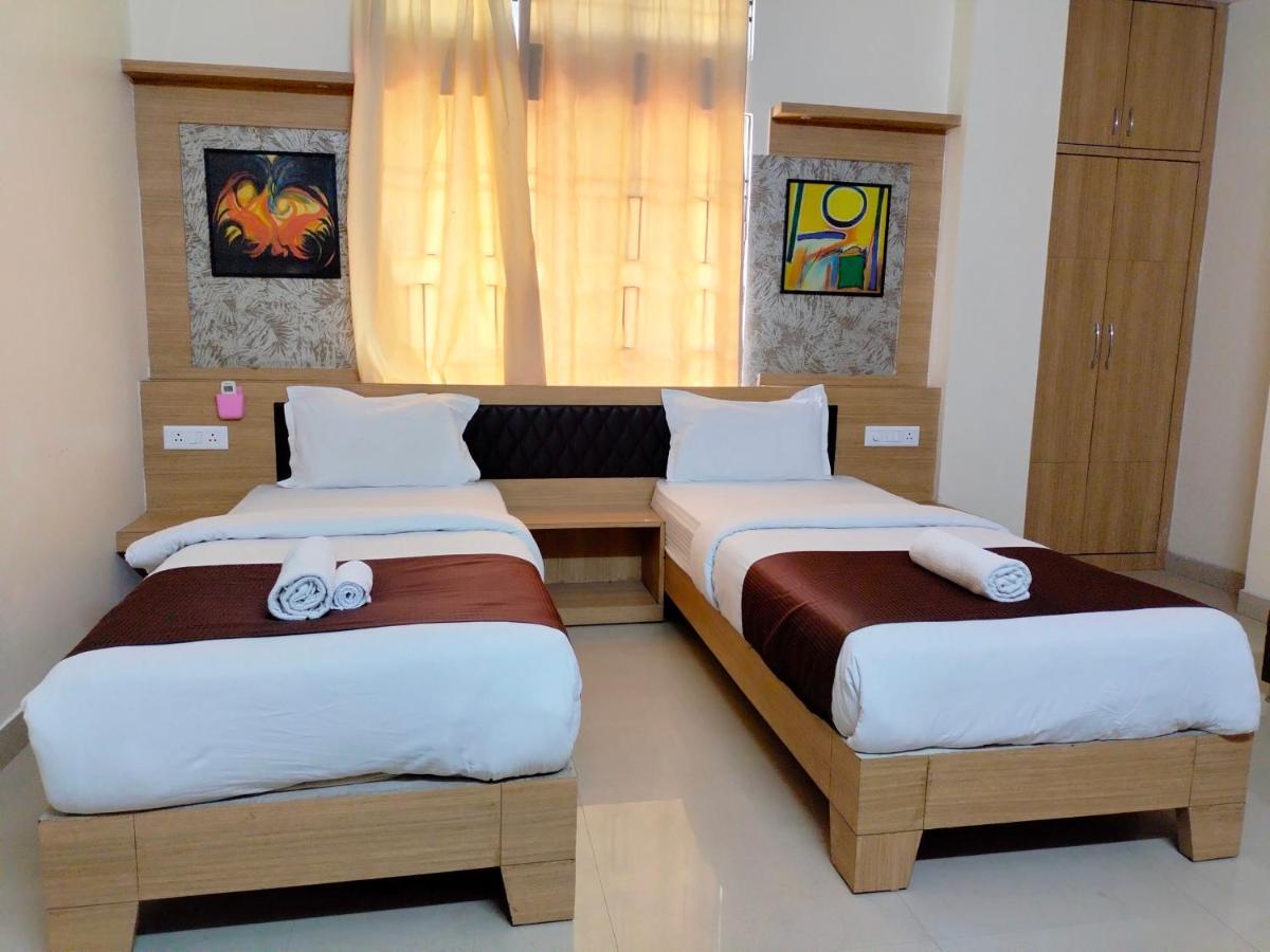 Hotel Jaysha Гувахати Екстериор снимка